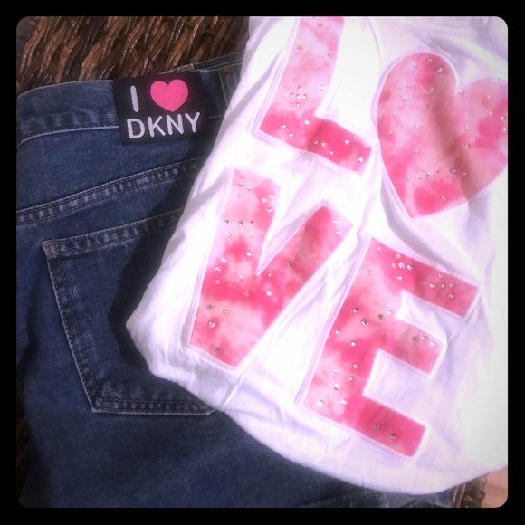 I💗DKNY Jean Shorts & INC t -shirt - Picture 1 of 2